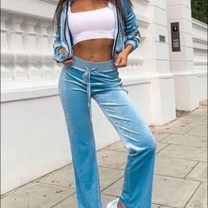 New With Tags Tiger Mist Blue Velvet Sweatsuit